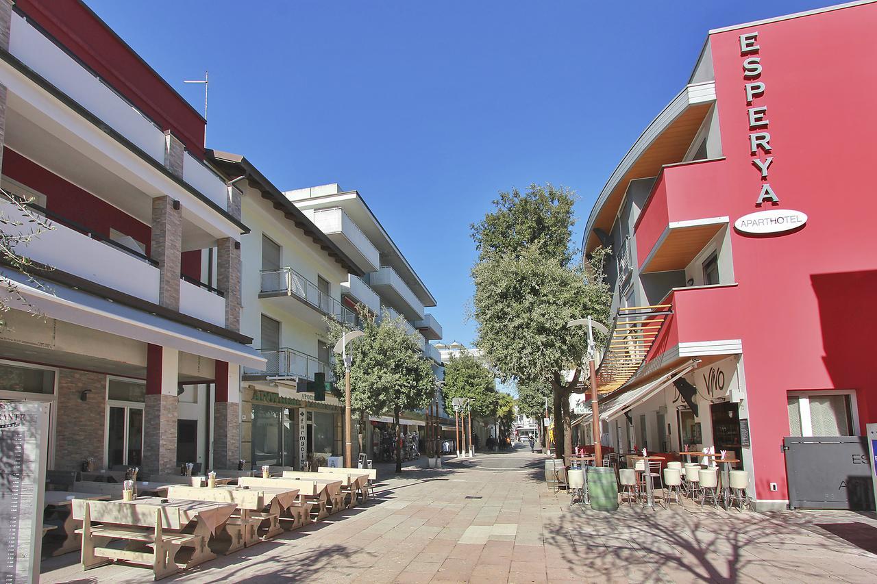 Attico Udine Apartment Lignano Sabbiadoro Ngoại thất bức ảnh